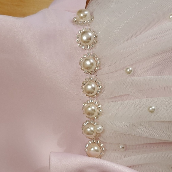 Girl Princess pearl Dress Gown - Picture 10 of 12